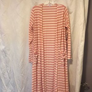 Lularoe Sarah sweater